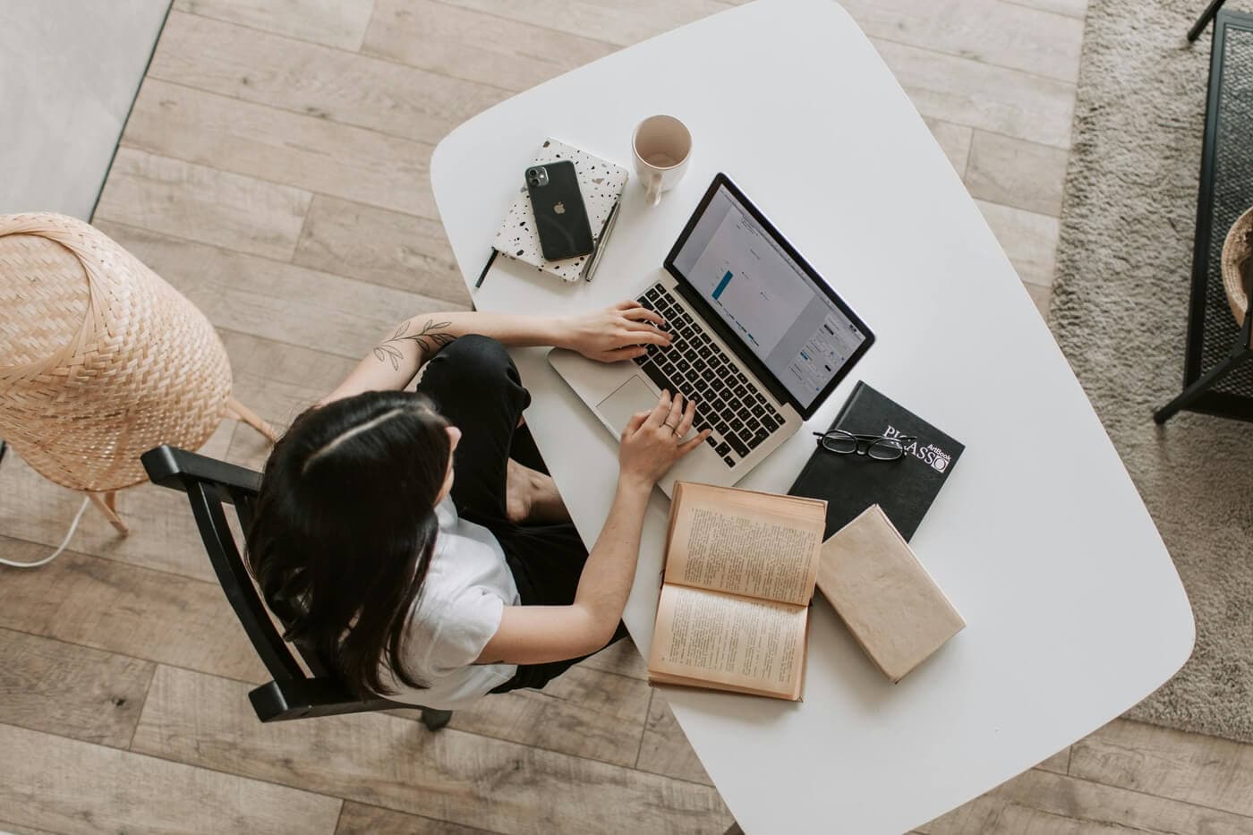 7 Powerful Benefits of an Online Booking System for Your Business