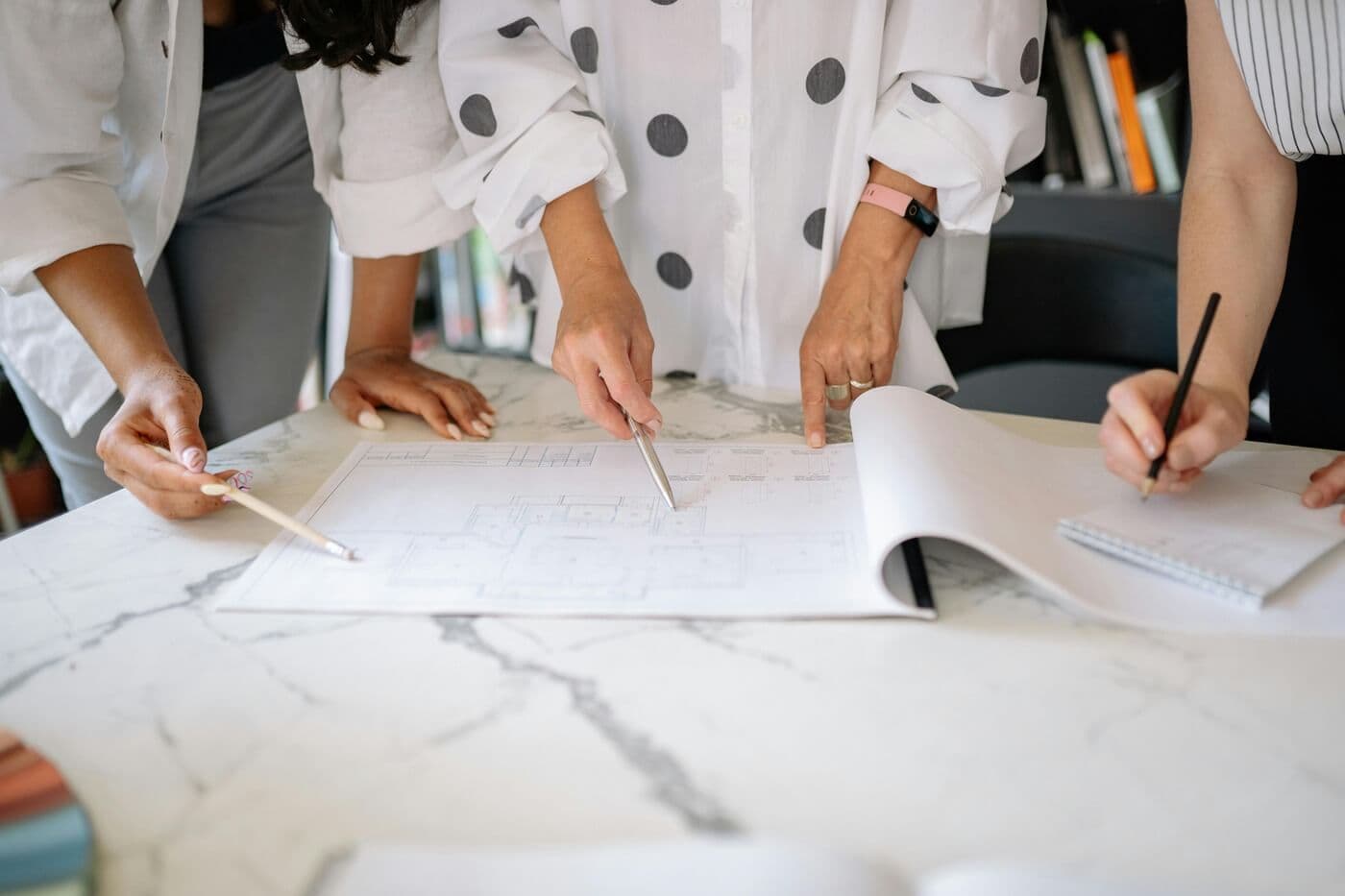 The 12 Best Team Scheduling Apps for Peak Productivity in 2025